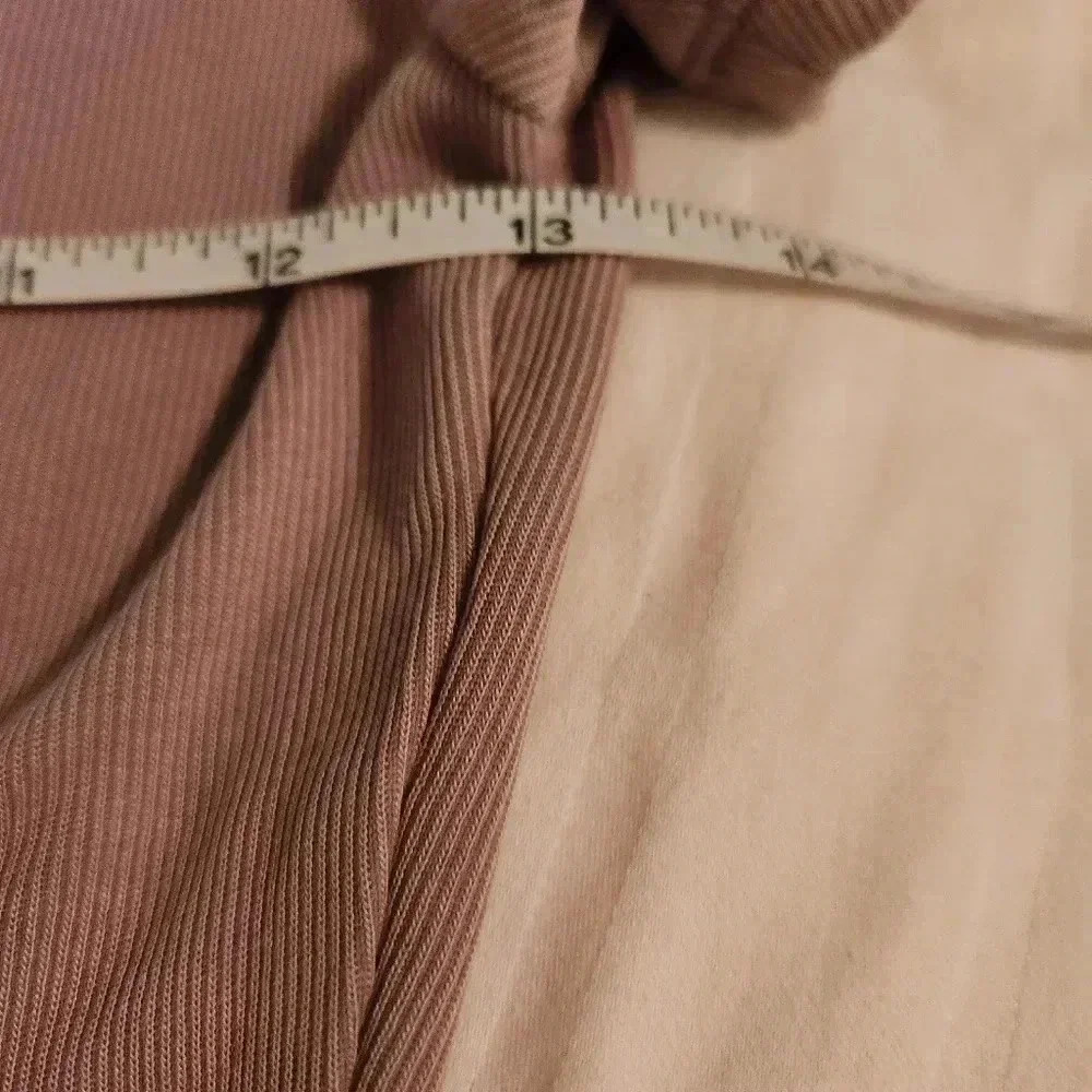 Abercrombie & Fitch micro mofal collection tan Brown Beige crewneck T-shirt basi - Picture 6 of 8